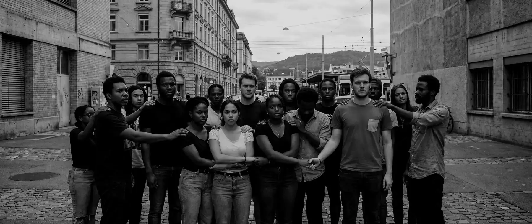 Portrait communautaire en noir et blanc